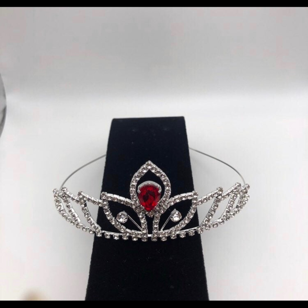 Princess Tiara - Picture 3 of 7